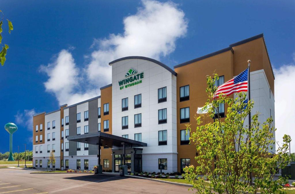 Angola Hotel | Wingate by Wyndham Angola
