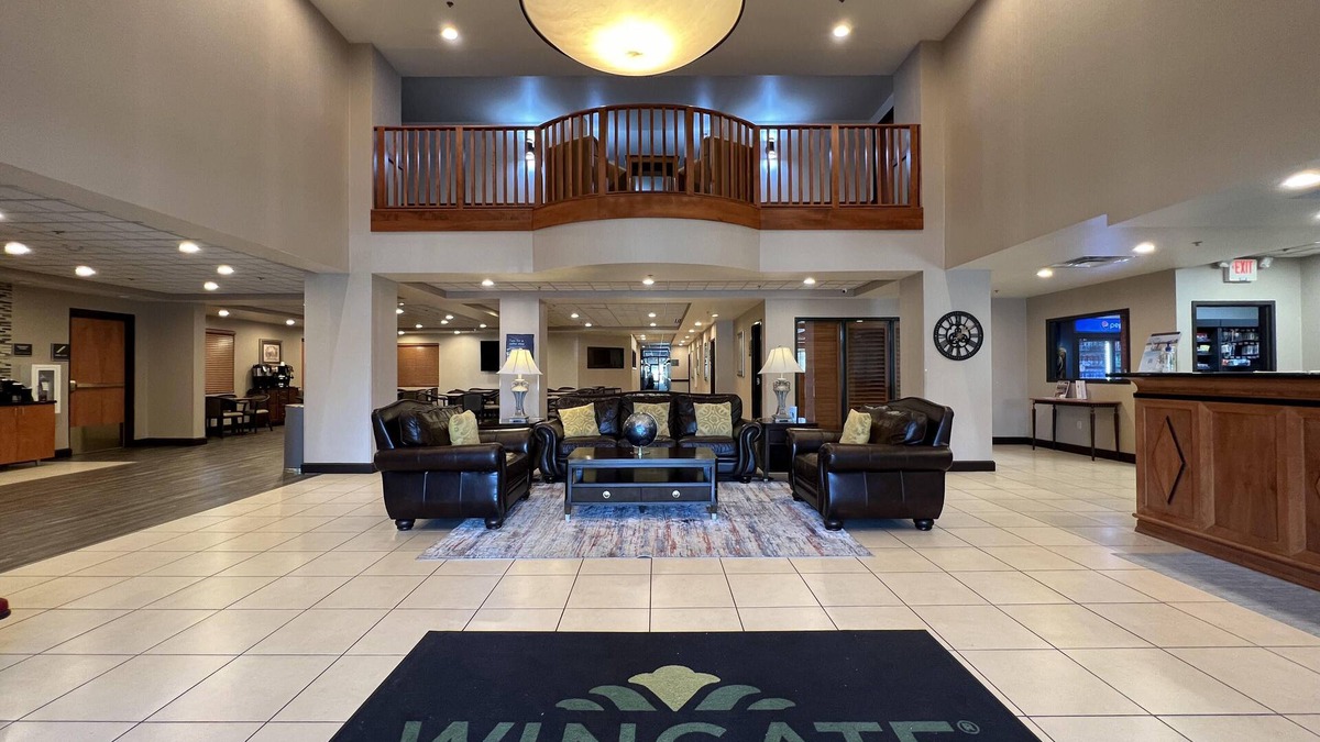Coon Rapids Hotel | Wingate by Wyndham Coon Rapids