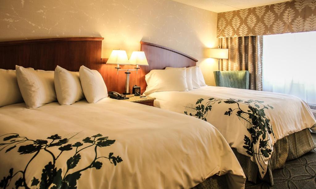 Leadsville Hotel | Wingate by Wyndham Elkins