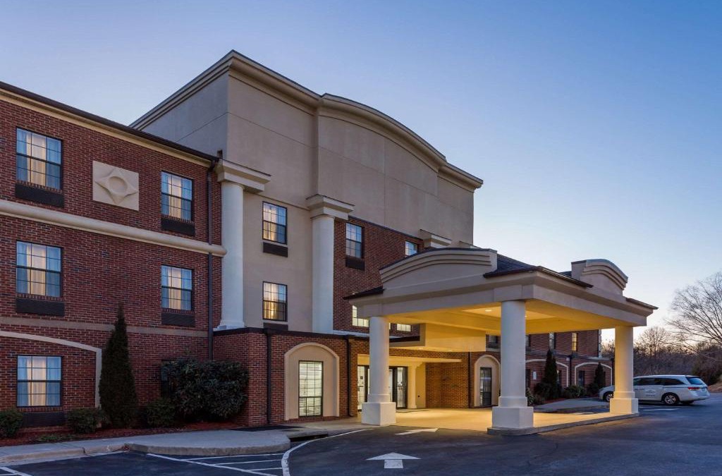 High Point Hotel | Wingate by Wyndham High Point Greensboro