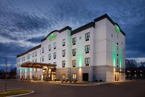 Hurricane Hotel | Wingate by Wyndham Hurricane WV