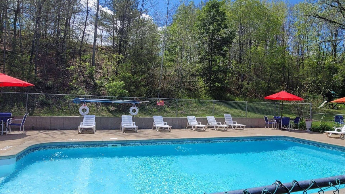 Lake George Hotel | Wingate by Wyndham Lake George