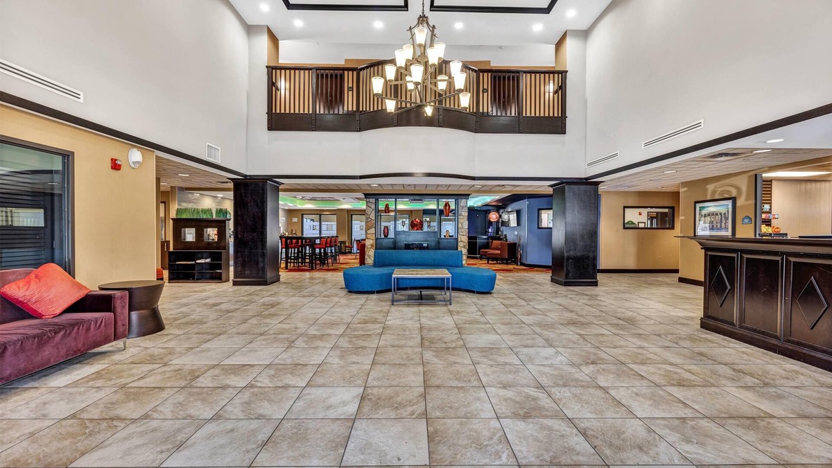 Southwest Raleigh Hotel | Wingate by Wyndham State Arena Raleigh/Cary