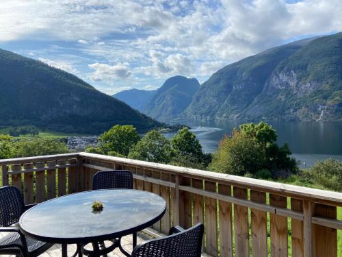 Aurland Apartment | Winjum Apartments Aurland Stegastein