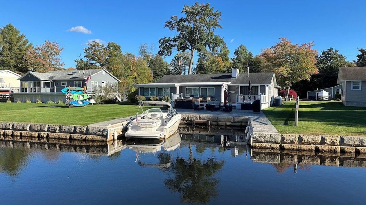 Lochmere House | Winnisquam Lake House