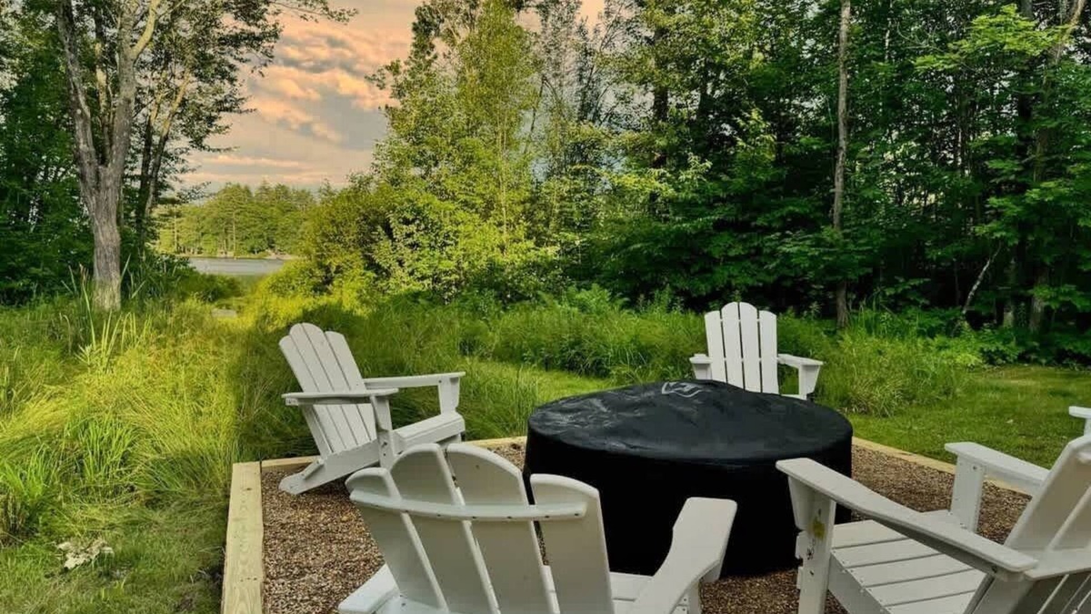 Lochmere House | Winnisquam Landing | Lakefront | Firepit | Deck