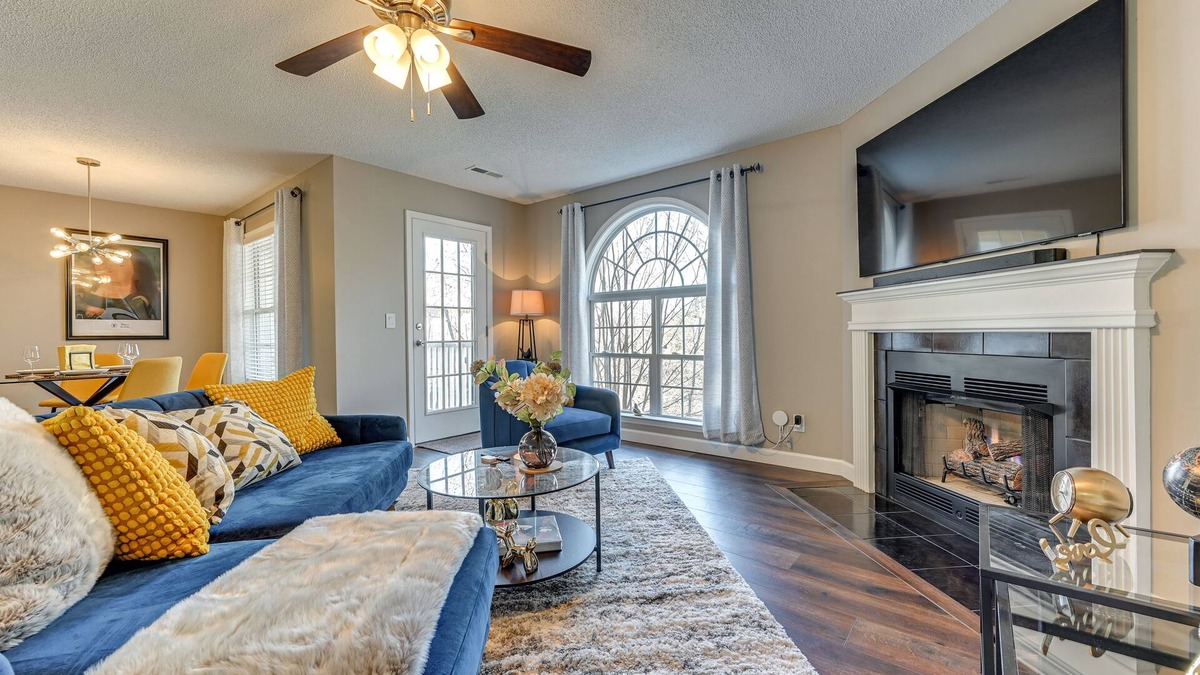 Winston - Salem Condo | Winston-Salem Condo w/Balcony: Steps to Golf!