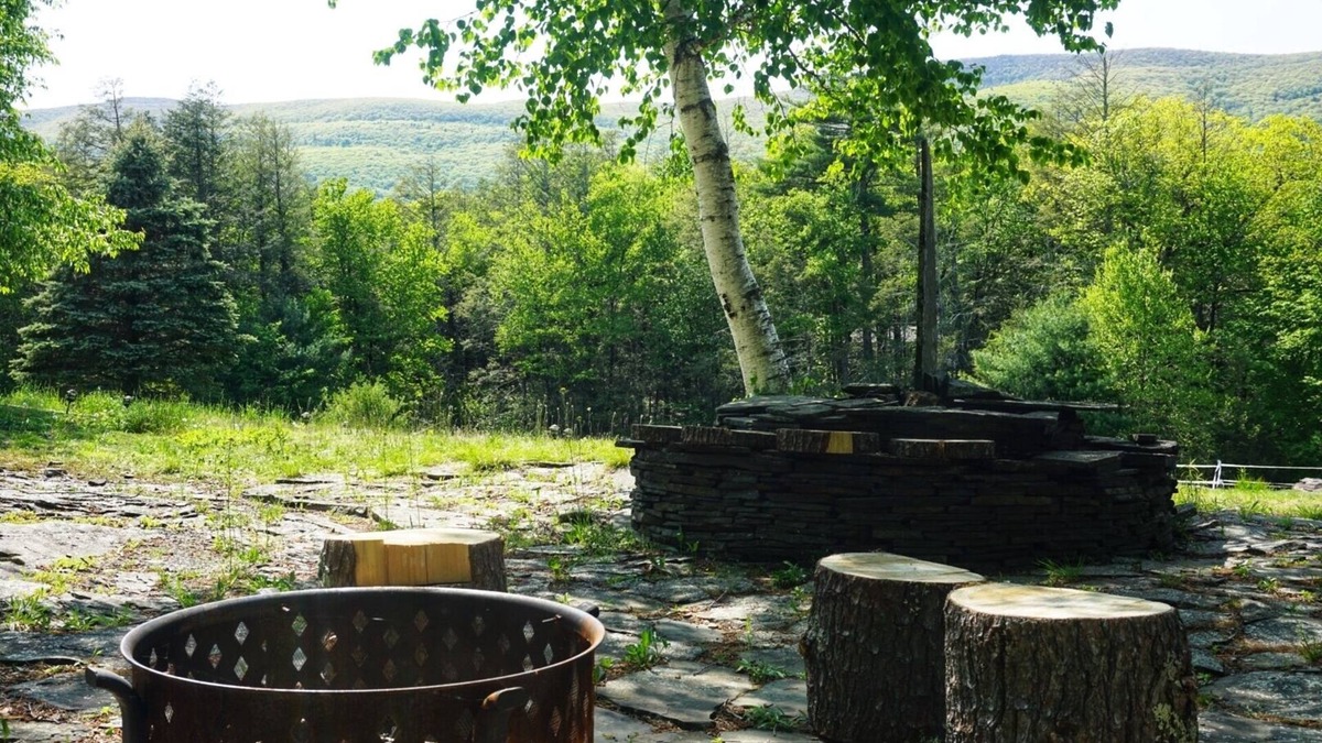 Saugerties Apartment | Winter Farmstay: Sauna, Animals & Mountain Views near Woodstock & Saugerties