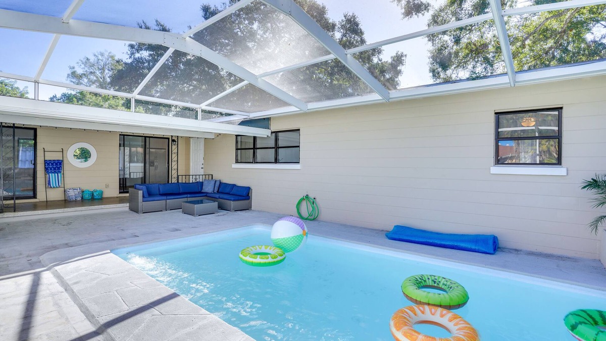 Cypress Gardens House | Winter Haven Home w/Pool Near Legoland!