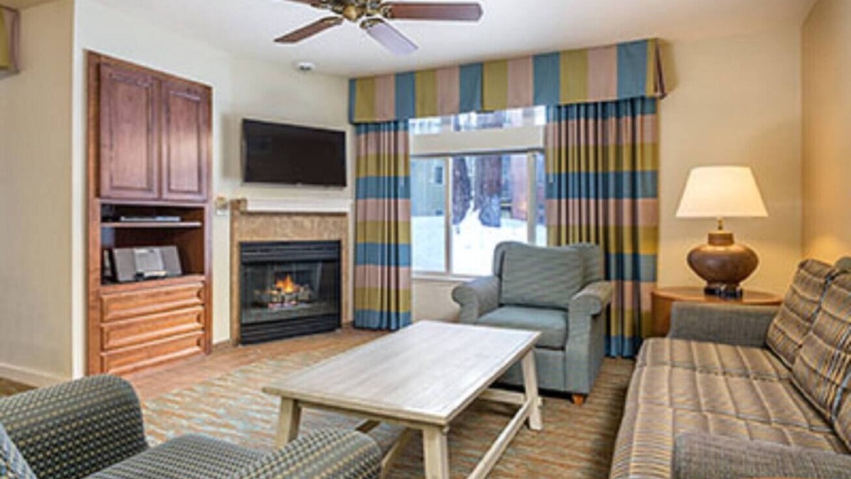 Elk Point Condo | ❄︎ Winter Holidays 2023 in Tahoe ❄︎ in 5✮ Resort 2BR/2BA Condo - ski Heavenly