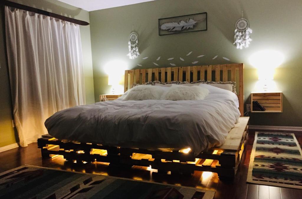 Vernon Ski Chalet | Winter Park Chalet Ski on Ski off Cozy top of the mountain