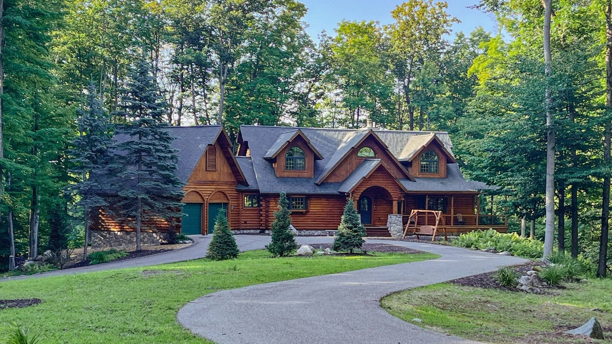 Bellaire House | Winter-Summer-Wonderland! Luxury Log Home Shanty Creek Resort