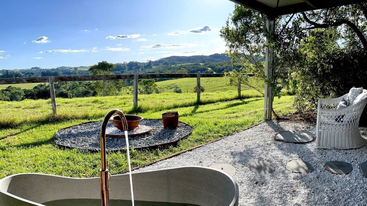 Reesville Villa | Winter Warmer Deals! Luxury Hinterland Hideaway
