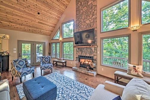 Roseland House | Wintergreen Resort Home with Deck Walk to Slopes