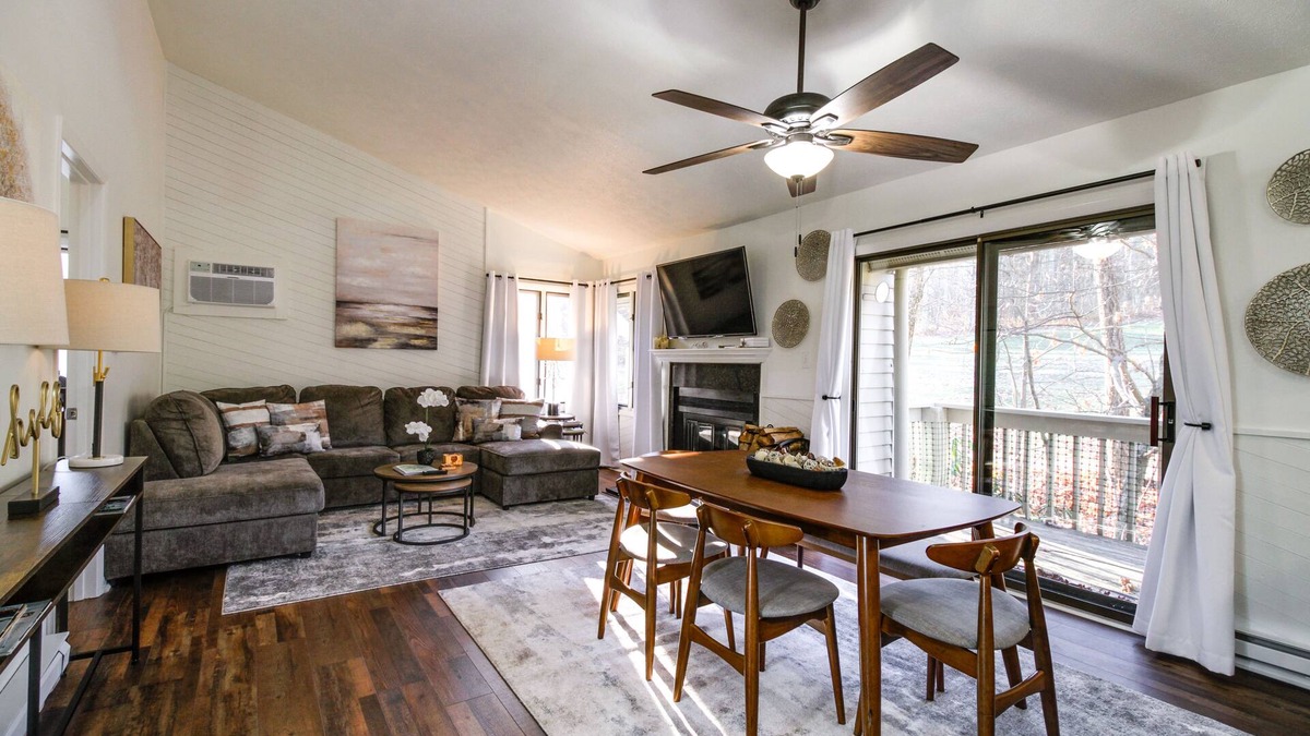 Nellysford Condo | Wintergreen Ski Resort Condo w/Golf Access!