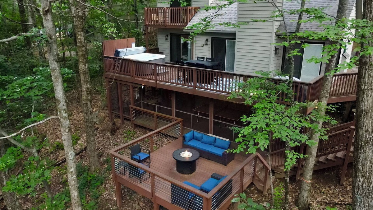 Chestnut Springs House | Wintergreen Retreat: Cabin with Hot Tub, Nestled in Woods, Hiking, Game Room