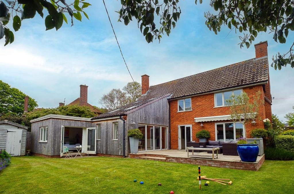 Aldeburgh House | Winton Lodge