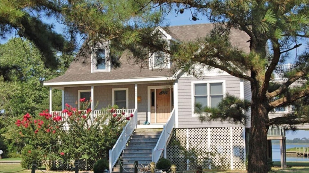 Deep Hole House | Wishful Thinking- Beautiful Home, Quiet Community, Canal Front w/Boat Dock
