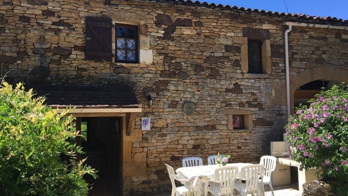 Frayssinet-le-Gelat Cottage | Wisteria 4* - Quiet and relaxing cottage in a courtyard, perfect for families