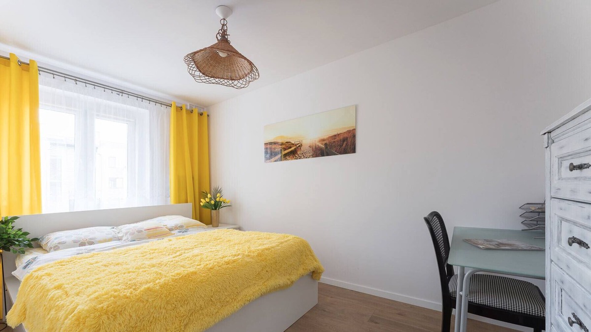 Oliwa Apartment | Wita Stwosza 23A/29 | Wifi, 1 Bedroom, Pet-Friendly, Gdansk
