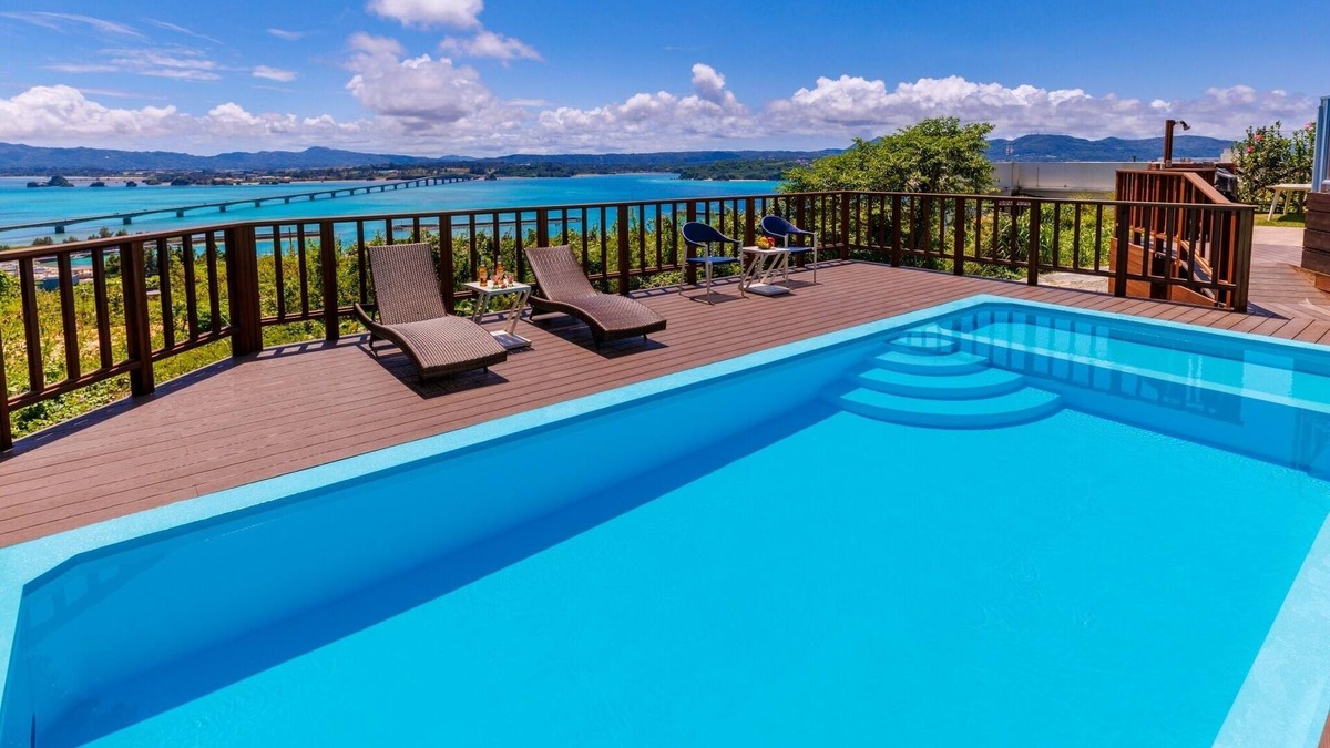 Nakijin House | With private pool Fully equipped with BBQ equipment A villa with a panoramic view of Kouri Ohashi /Kunigami-gun Okinawa