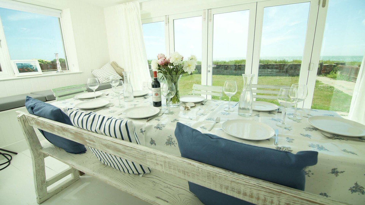East Wittering House | Wittering Beautiful Beach House Polkerris