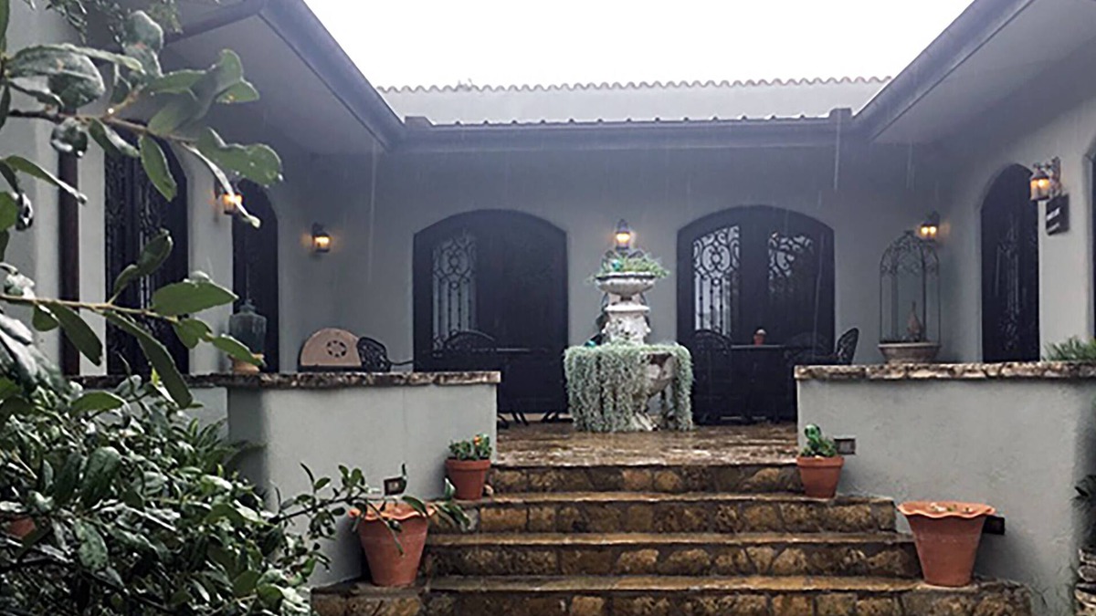 Hays County Cottage | Wizard's Guest Cottage