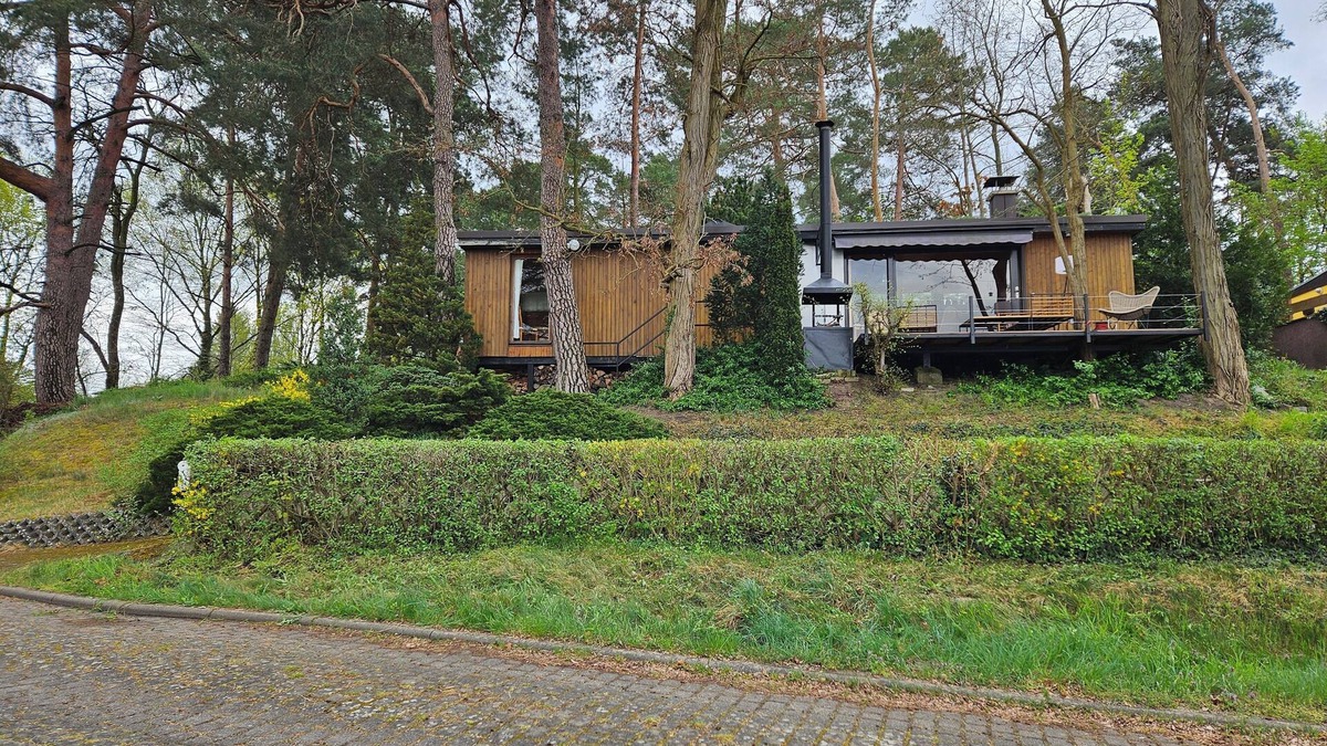Schwielochsee House | Wonderful view of the bathing lake from the terrace of the bungalow
