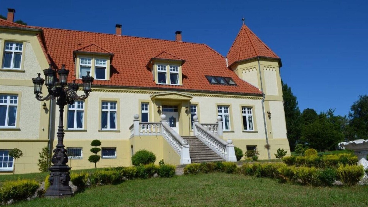 Hohenkirchen Apartment | Wohlenhagen Manor House - Apartment 7: Max. 3 persons (50 m2)