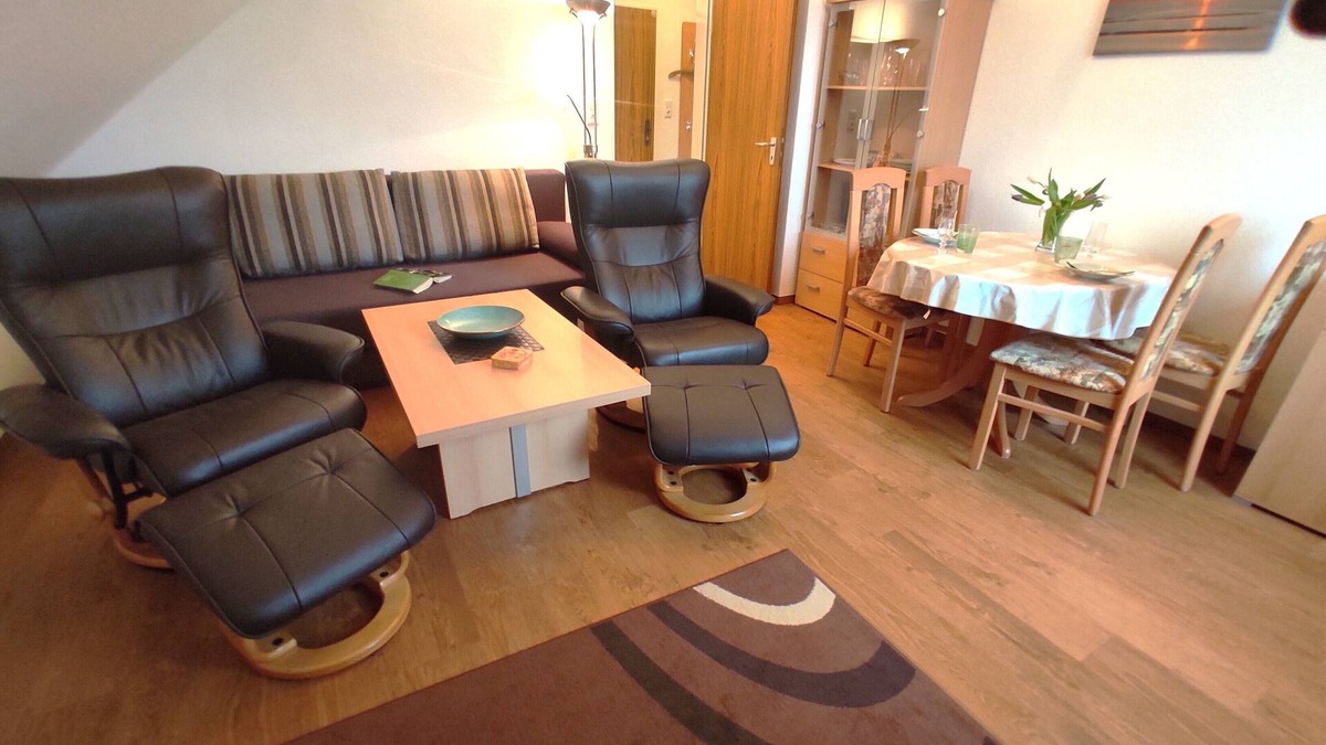 Busumer Deichhausen Apartment | Wohnung im Schönen Büsumer Deichhausen an der Nordsee, 2 km von Büsum Entfernt