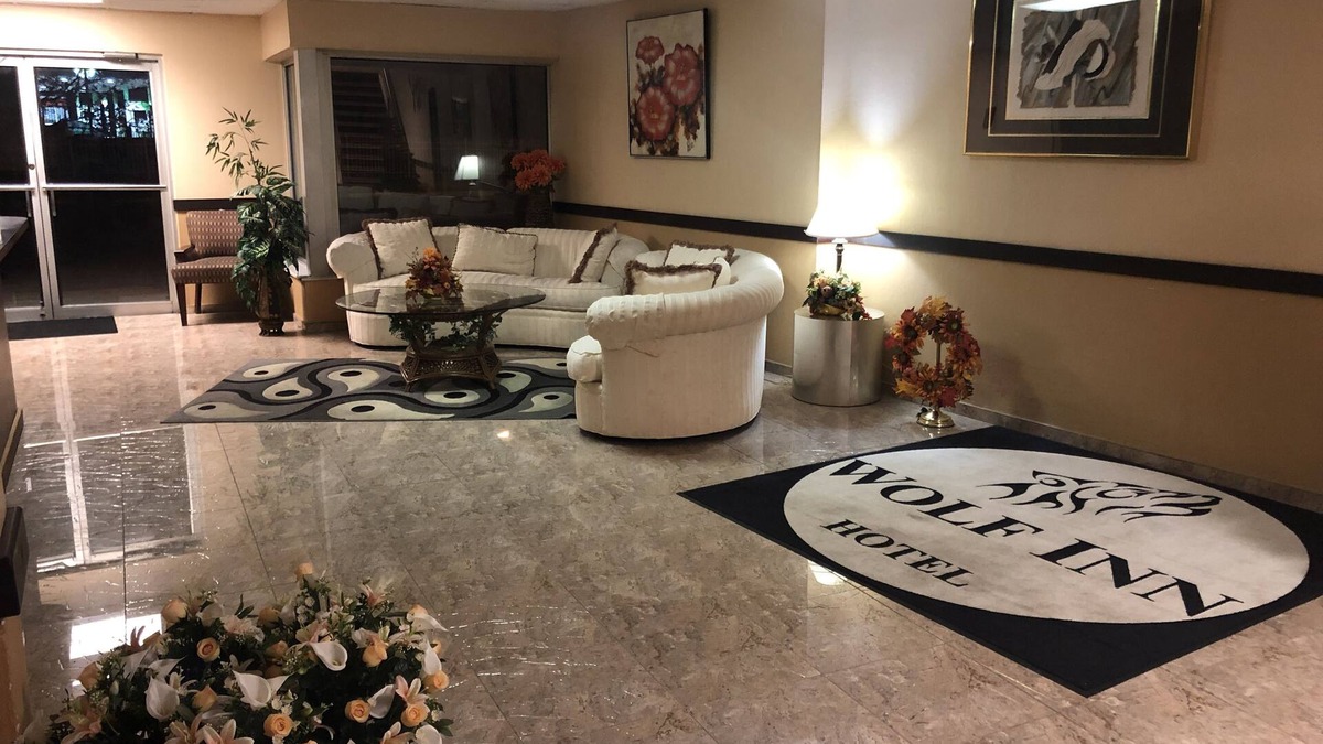 Sandusky South Hotel | Wolf Inn Hotel