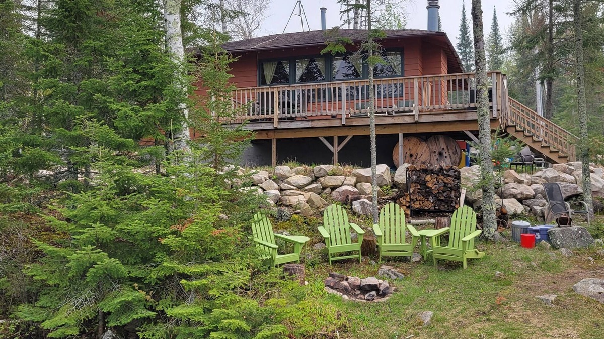 Cook Cabin | Wolfe's Den: Lakefront 3-bedroom Cabin On Wakemup Narrows Lake Vermilion MN