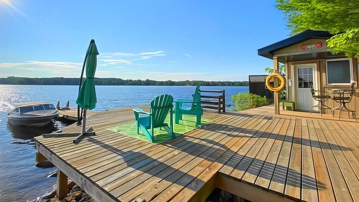 Wollaston House | Wollaston Lake Wonderland