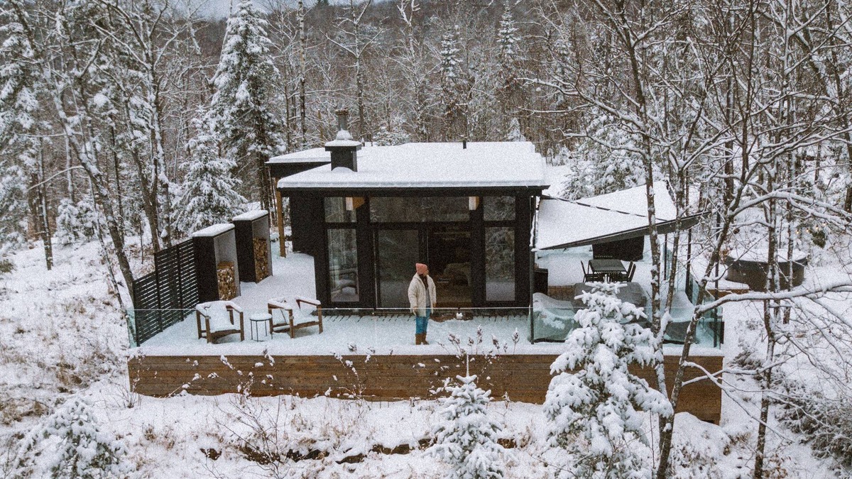 La Conception Cabin | WOLM Cabin a Scandi-inspired glass cabin near Mont Tremblant