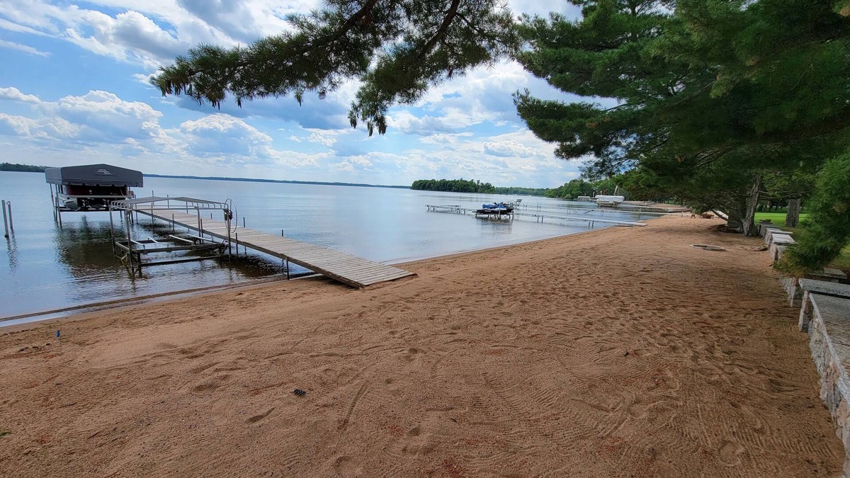 Longville House | Woman Lake Beach House - Family Reunion - Private 100' Wide Beach