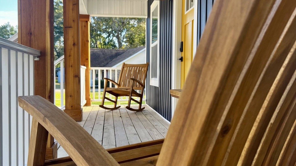 Sunset Beach Cottage | Wonderful 2 Bed 2 bath, near the beach!