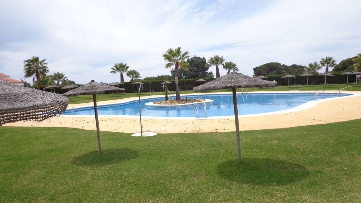 El Rompido House | WONDERFUL AND MODERN HOUSE IN THE FIRST LINE OF THE BEACH, WIFI, KAYAK AND PADDLE SURF.