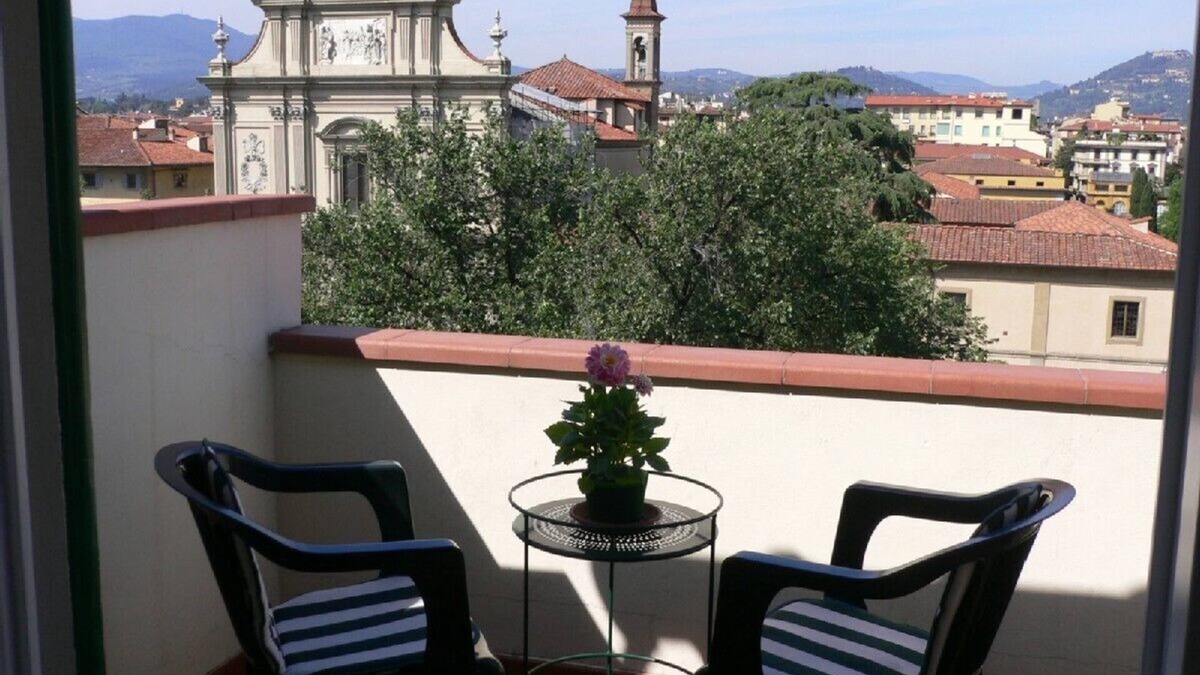 San Lorenzo Apartment | Wonderful city apartment with breath taking views over Florence.