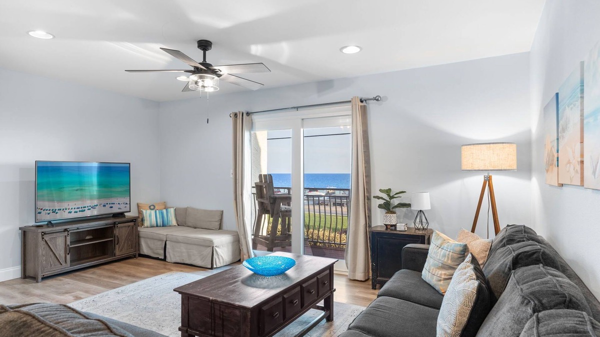 Miramar Beach House | Wonderful Direct Gulf Views with Free Seasonal Beach Setup