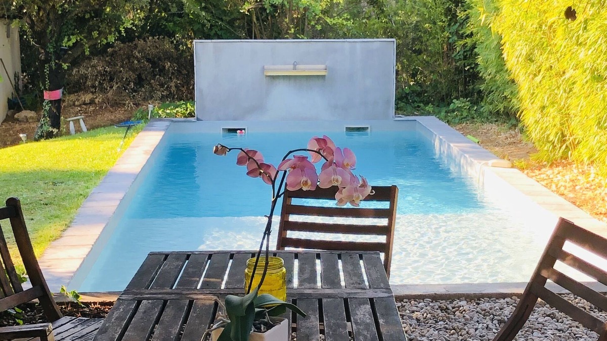 Saint-Marc-Jaumegarde House | Wonderful french house with pool