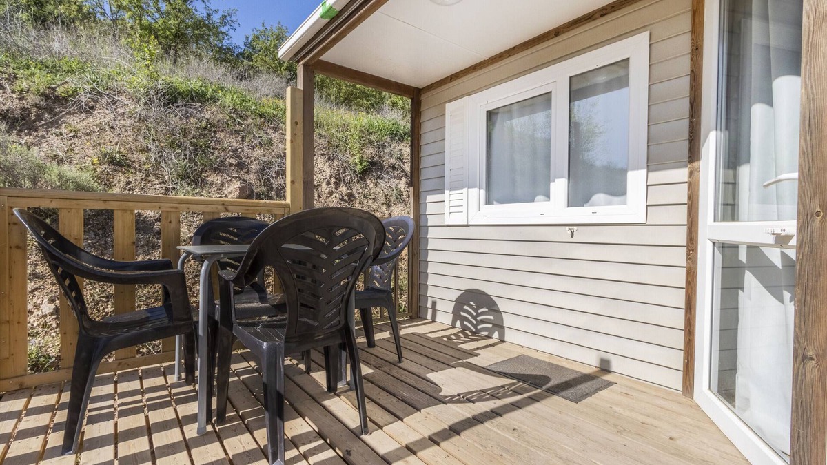 Alos de Balaguer House | Wonderful Holiday Home Móvil Home Grande 2