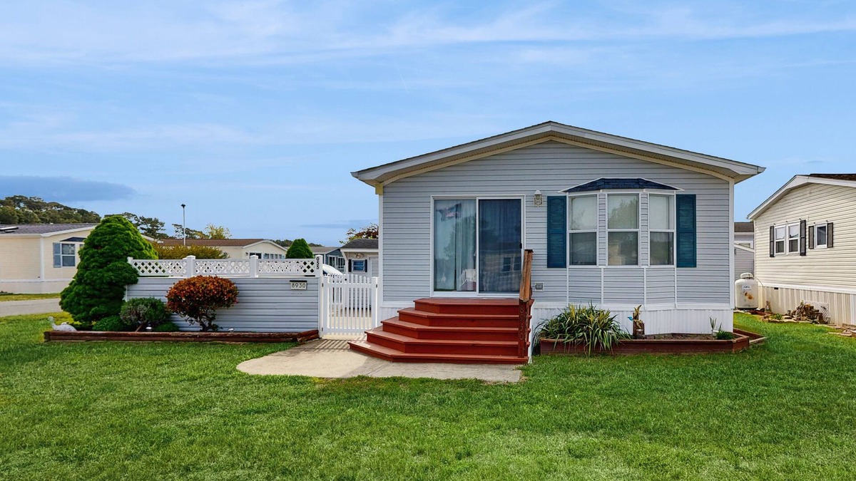 Assateague Pointe House | Wonderful Home w/Enclosed Backyard, Private Washer & Dryer + Shared Pool
