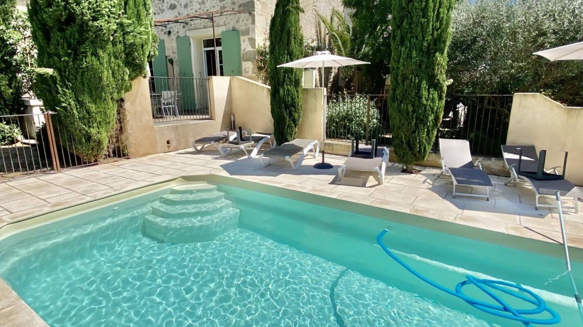 Serignan Villa | Wonderful house private pool in a protected green setting, close to everything