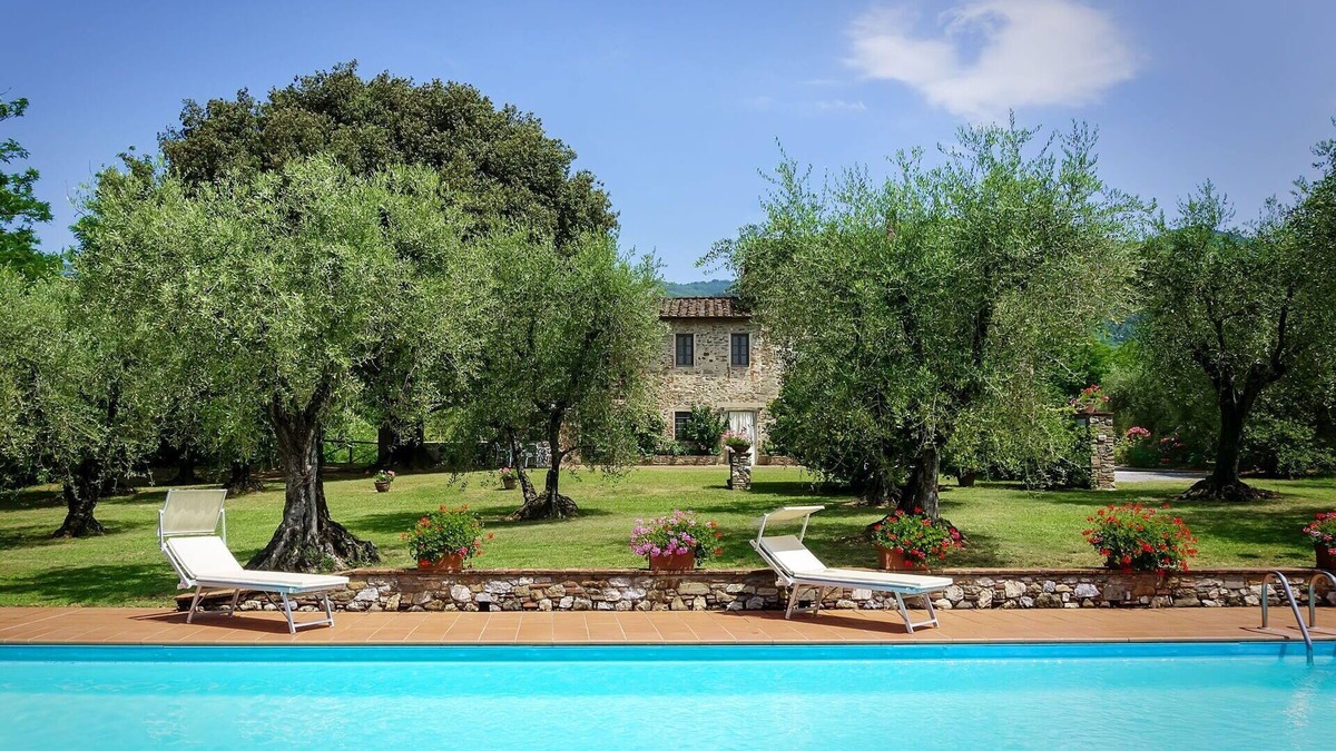 Capannori Villa | Wonderful private villa with WIFI, A/C, private pool, TV, patio and panoramic view, close to Lucca