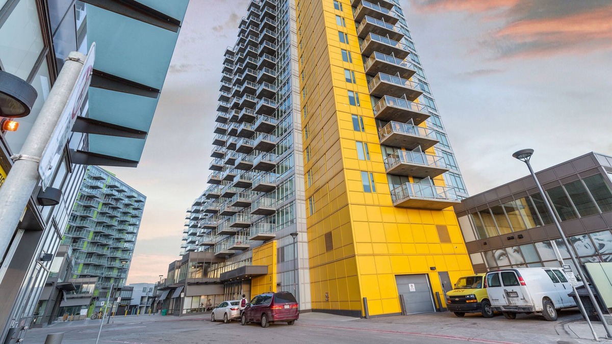 Brentwood Condo | Wonderful Place to Live & Enjoy