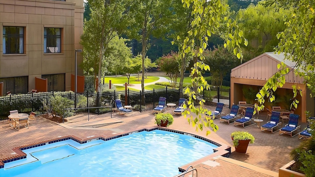 Gwinnett Place Hotel | Wonderful Place To Stay! 3 Modern Units Close to Pirates Cove Adventure Golf