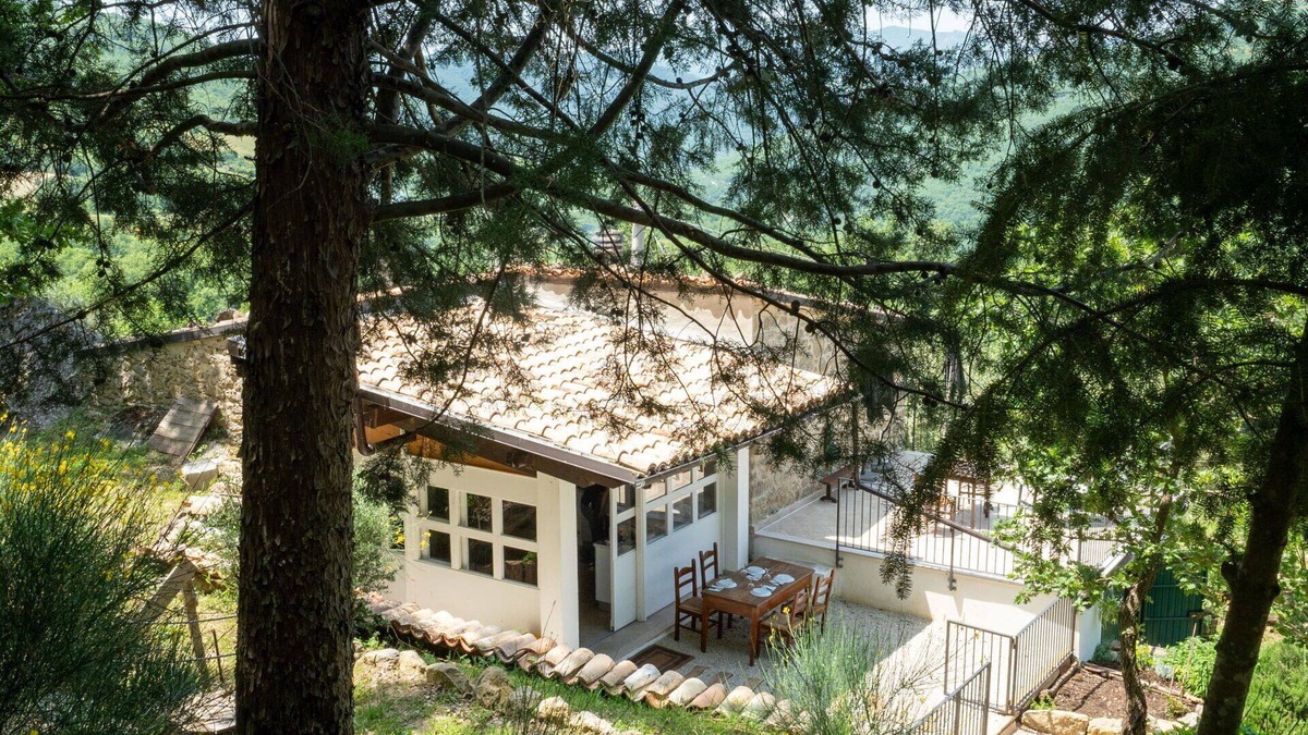 Marina di San Vito Villa | Wonderful private villa for 5 guests with WIFI, terrace, pets allowed and parking