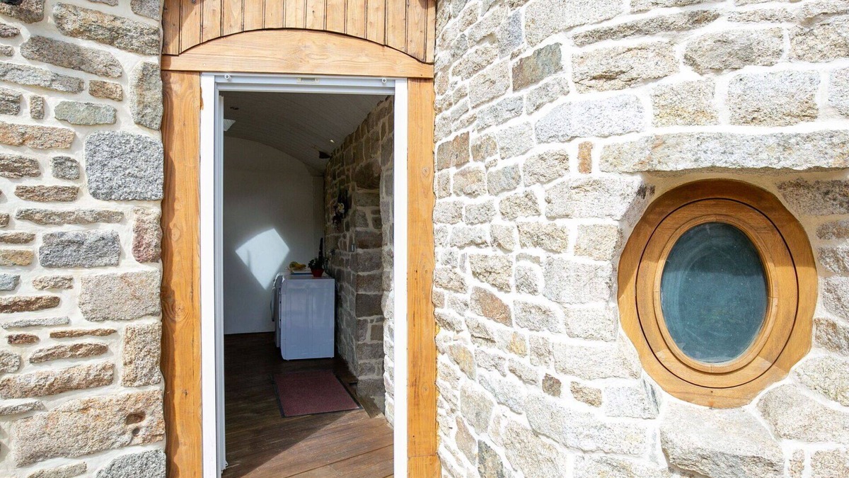Guisseny House | Wonderful private villa for 4 guests with WIFI, TV, terrace and parking