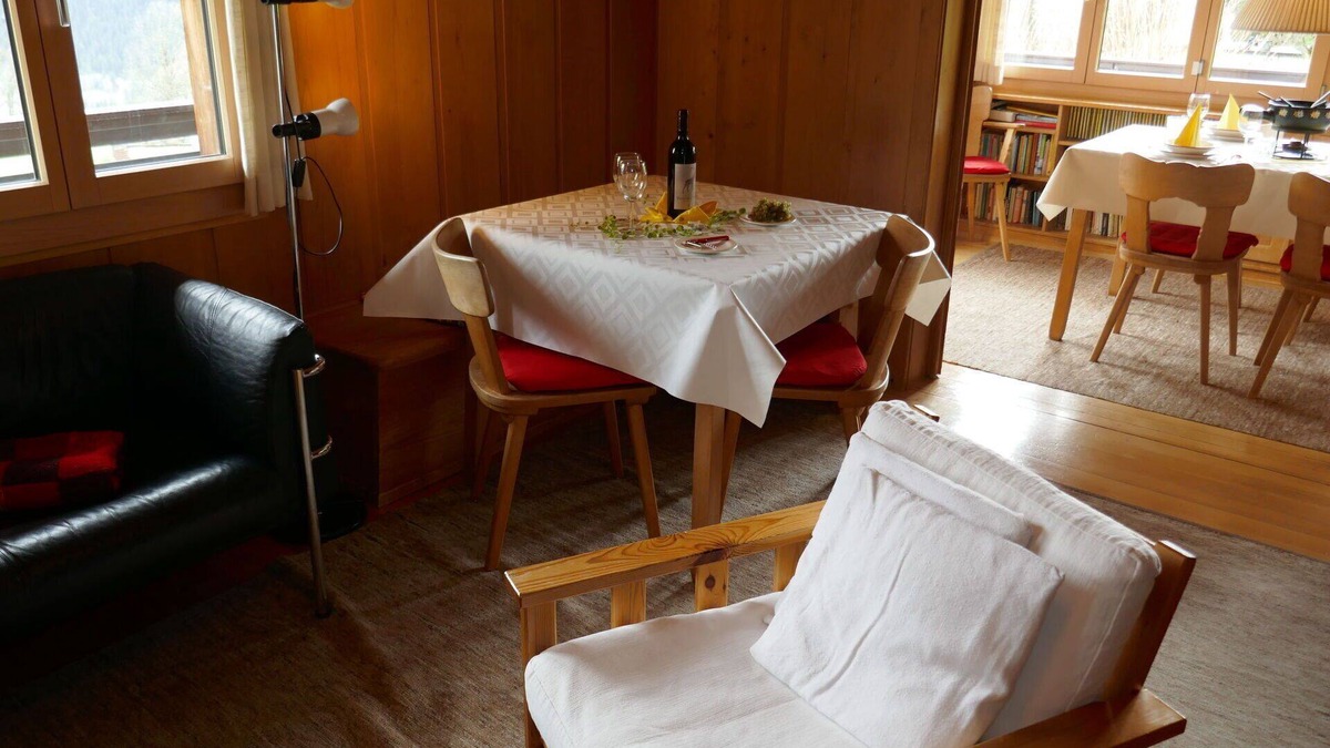 Grindelwald House | Wonderful private villa for 9 guests with WIFI, TV, balcony and pets allowed