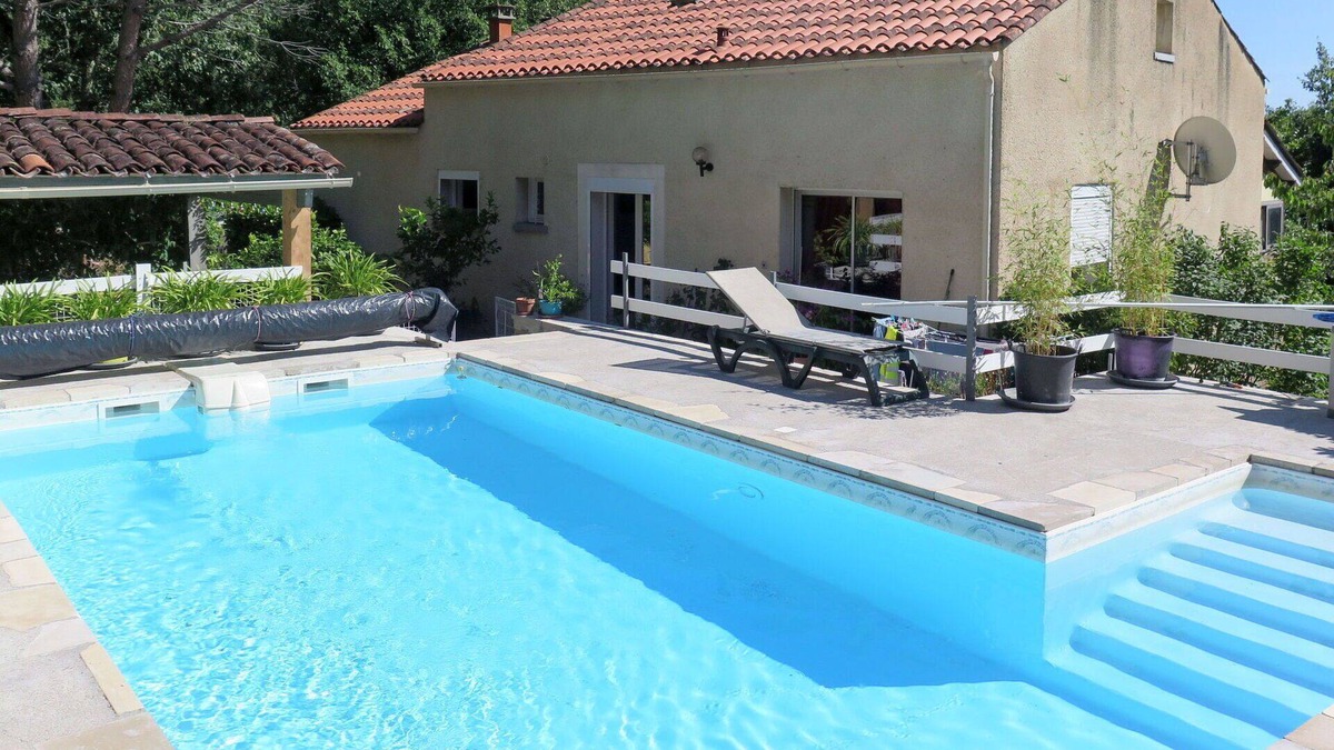 Lamagdelaine House | Wonderful private villa for 4 guests with private pool, WIFI, TV, terrace, pets allowed and park.